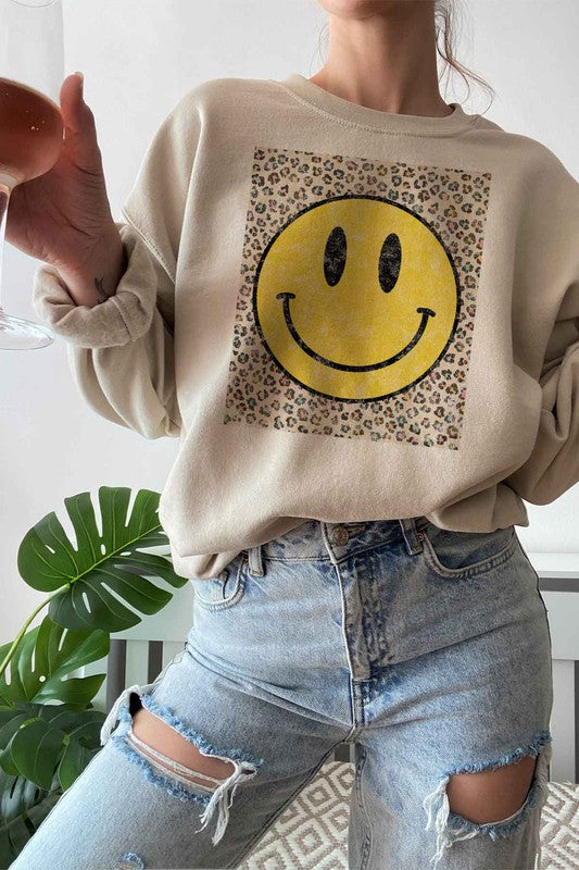 HAPPY LEOPARD GRAPHIC SWEATSHIRT